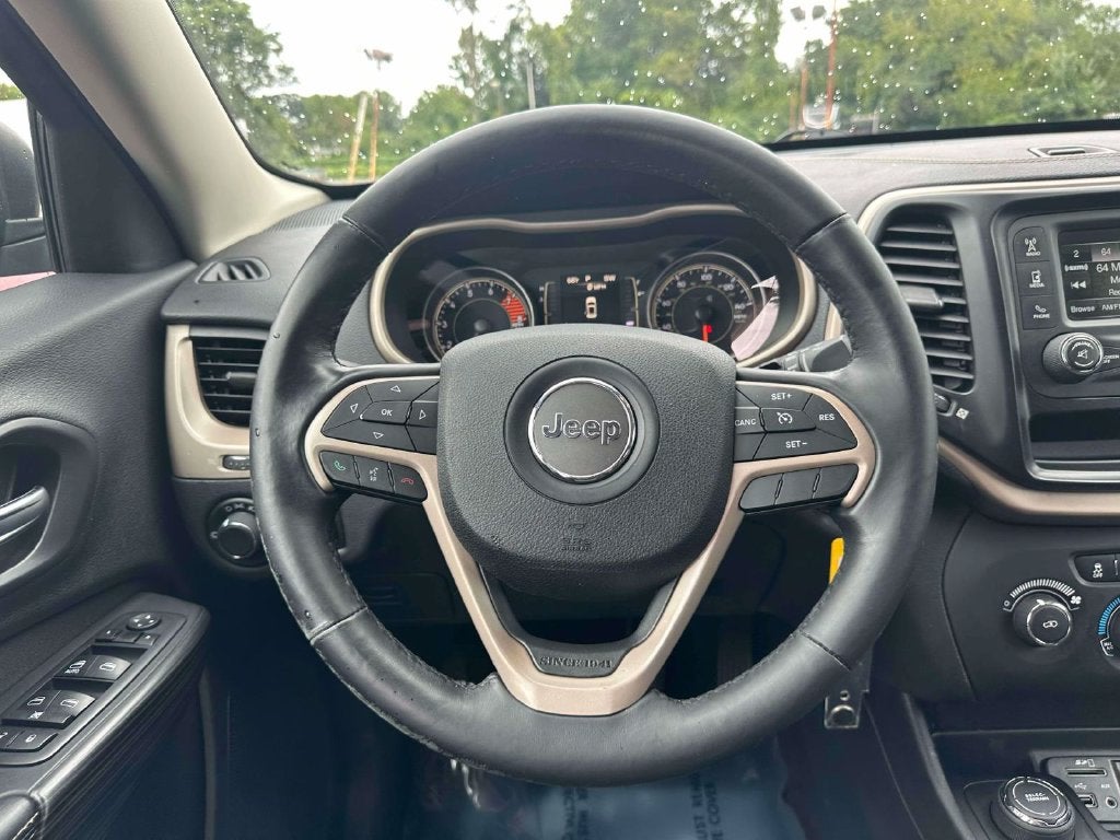 2017 Jeep Cherokee Sport