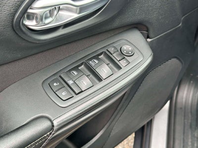 2017 Jeep Cherokee Sport