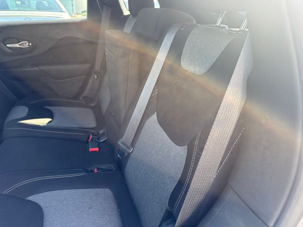 2017 Jeep Cherokee Altitude