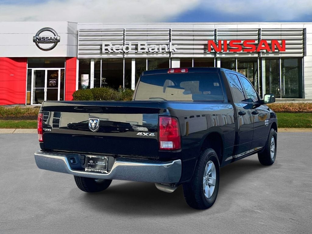 2024 RAM 1500 Classic SLT