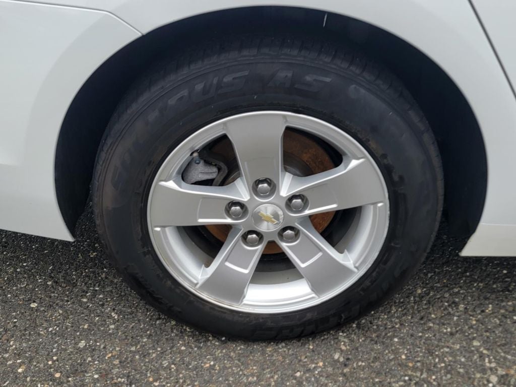 2013 Chevrolet Malibu LS 1LS