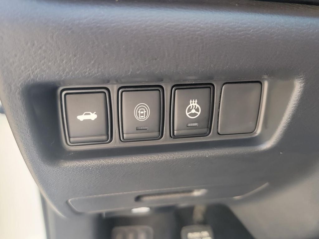 2023 Nissan Maxima SR
