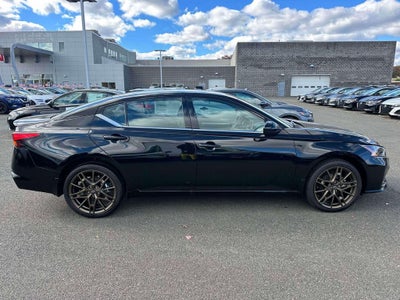 2025 Nissan Altima 2.5 SR