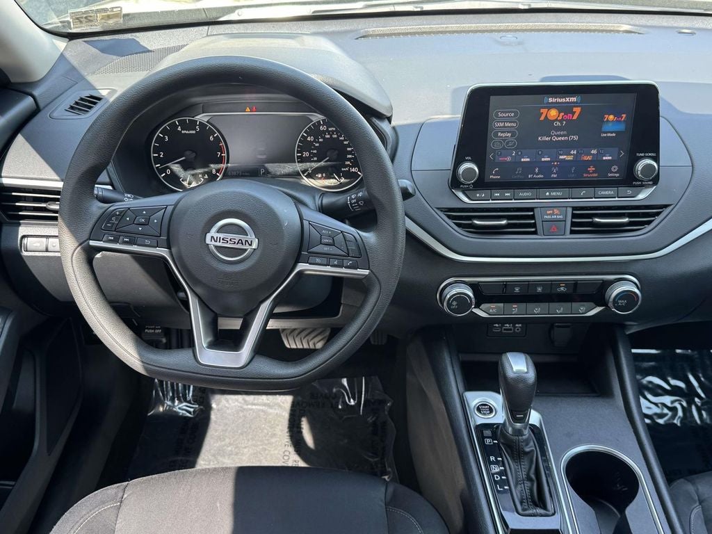 2022 Nissan Altima 2.5 SV