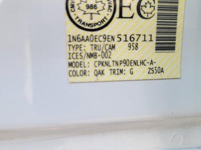 2014 Nissan Titan Base