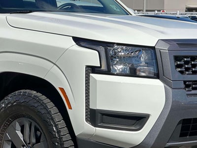 2025 Nissan Frontier SV