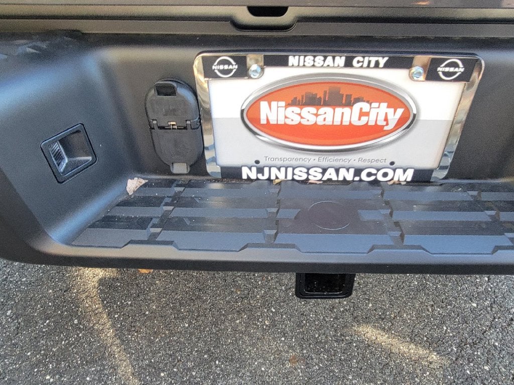 2027 Nissan Frontier SV