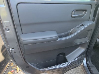 2027 Nissan Frontier SV