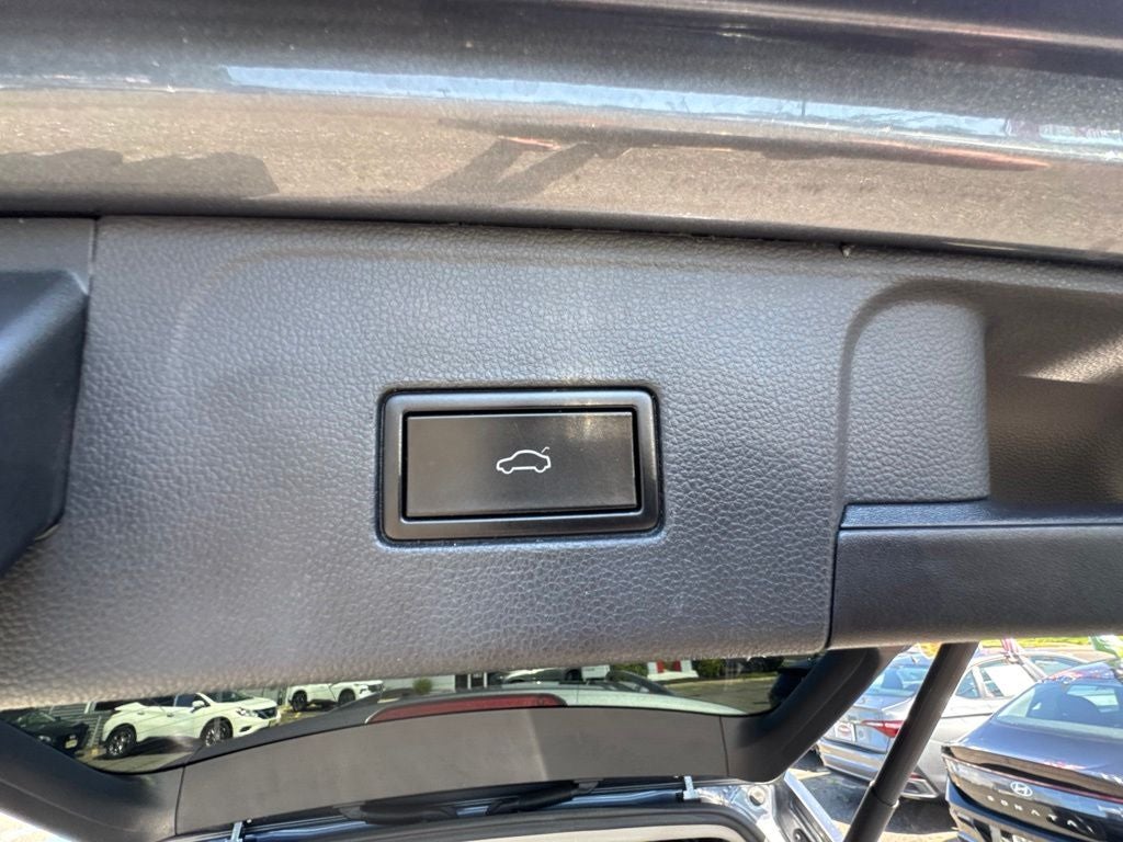 2021 Volkswagen Atlas 3.6L V6 SE w/Technology R-Line