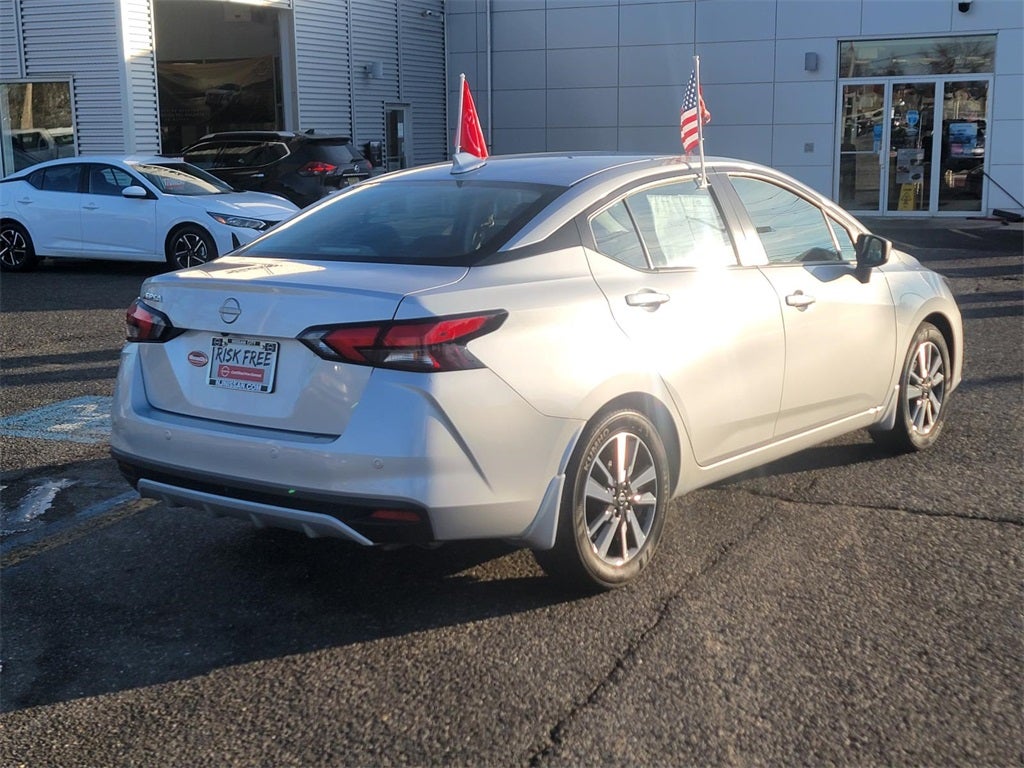 2025 Nissan Versa 1.6 SV