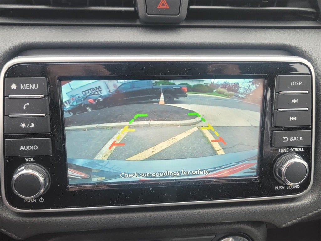 2023 Nissan Versa 1.6 SV