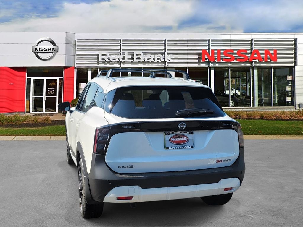 2026 Nissan Kicks SR