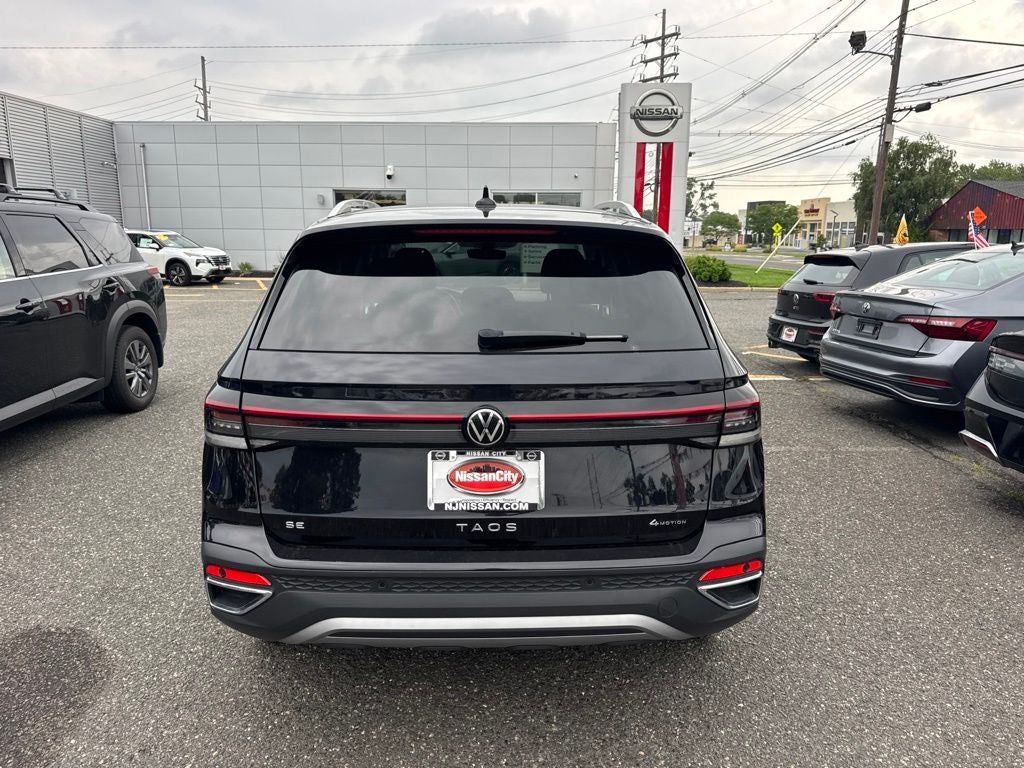 2025 Volkswagen Taos 1.5T SE