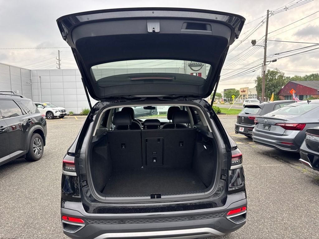2025 Volkswagen Taos 1.5T SE
