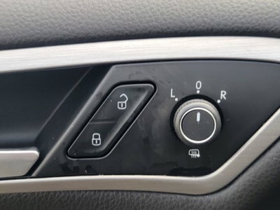 2016 Volkswagen Golf SportWagen S