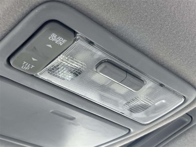 2004 Toyota Avalon Base