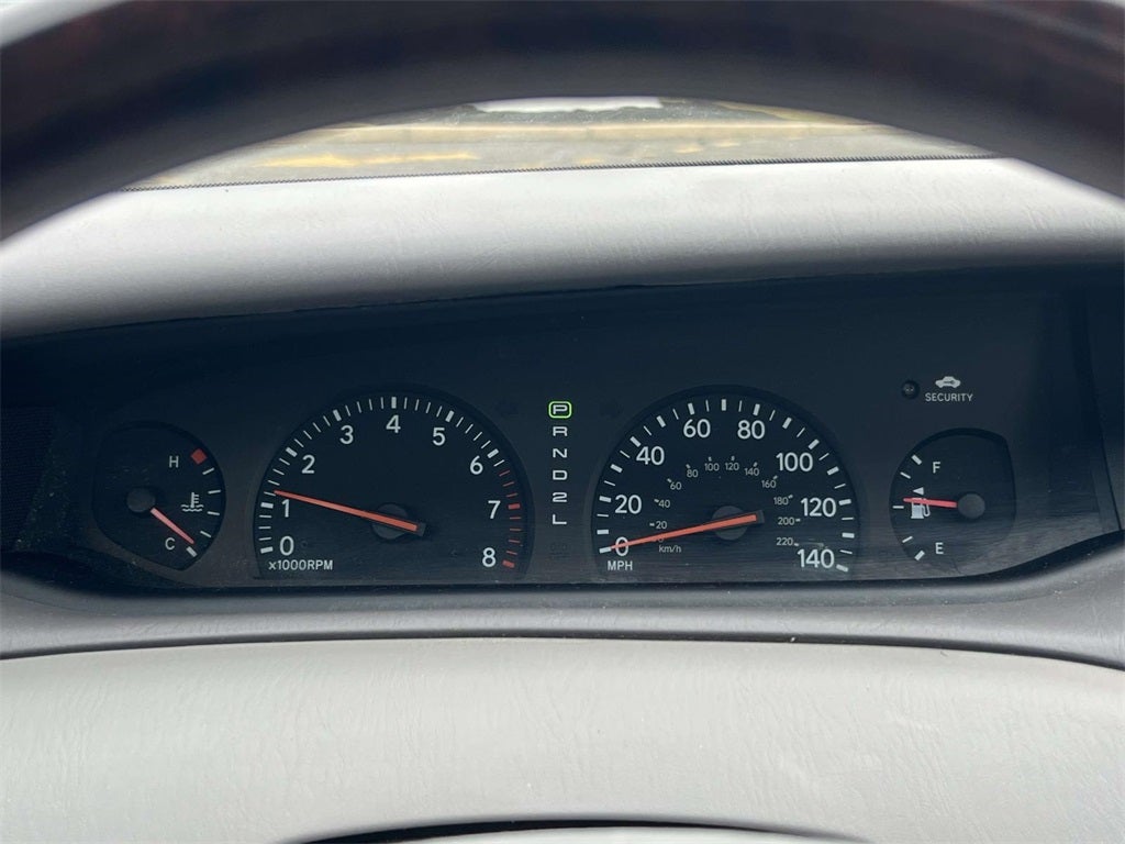 2004 Toyota Avalon Base