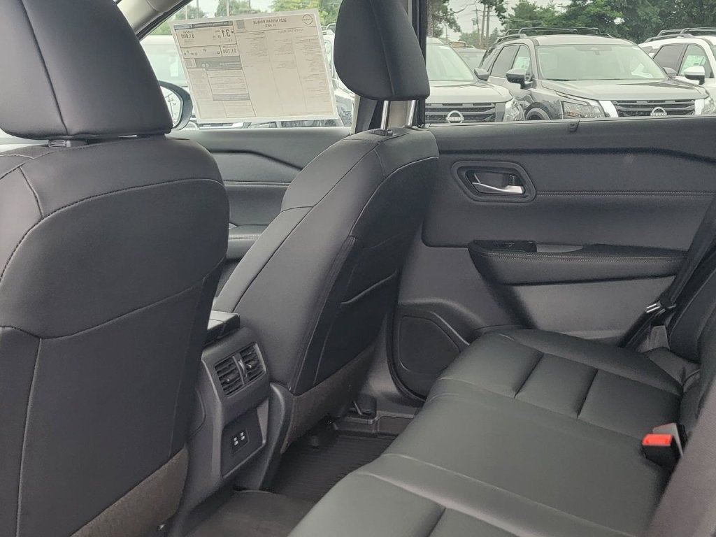 2027 Nissan Rogue SV