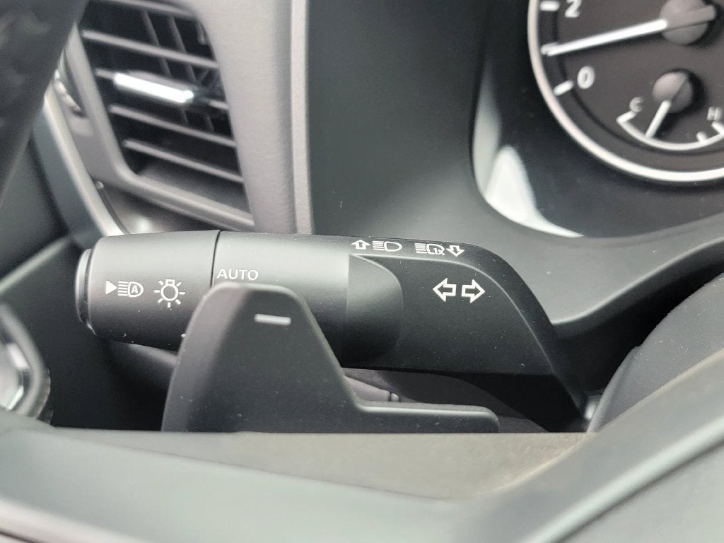 2027 Nissan Rogue SV