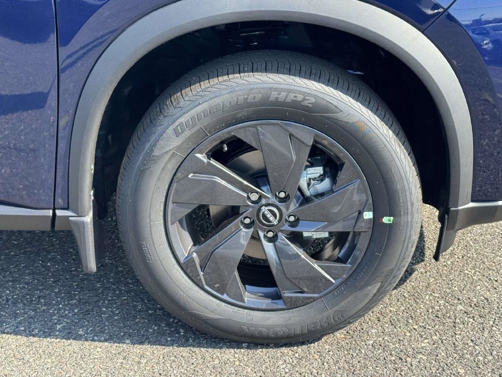 2027 Nissan Rogue SV