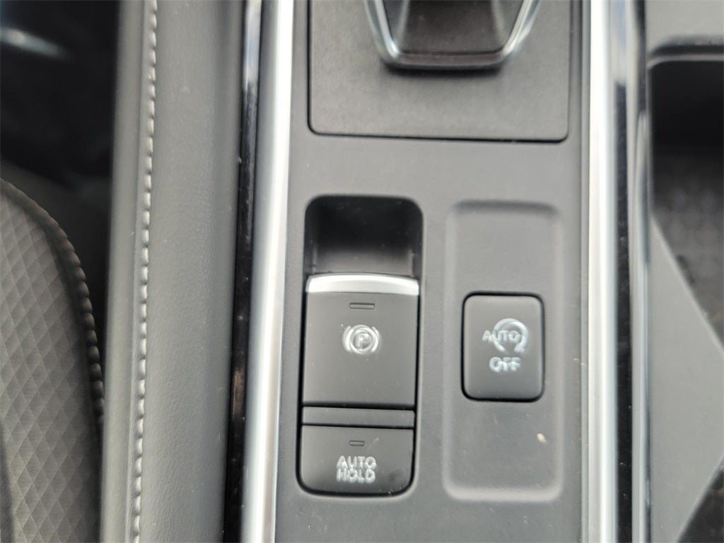 2020 Nissan Pathfinder S