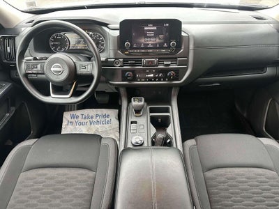 2024 Nissan Pathfinder S