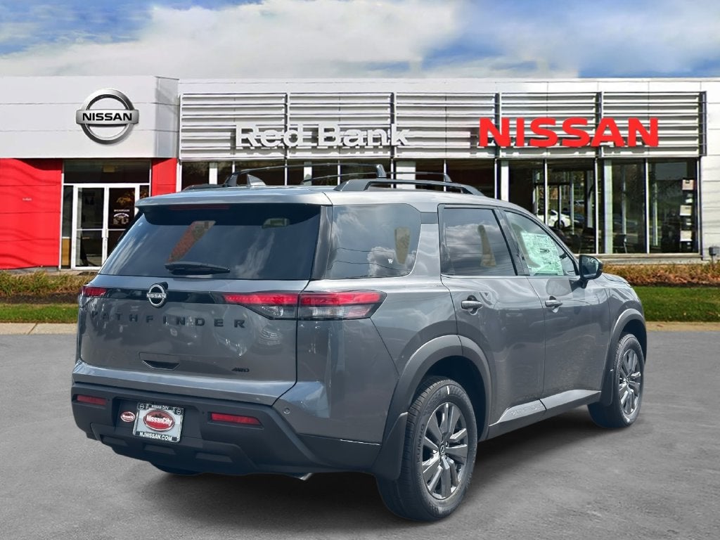 2026 Nissan Pathfinder SV
