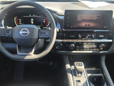 2026 Nissan Pathfinder SL