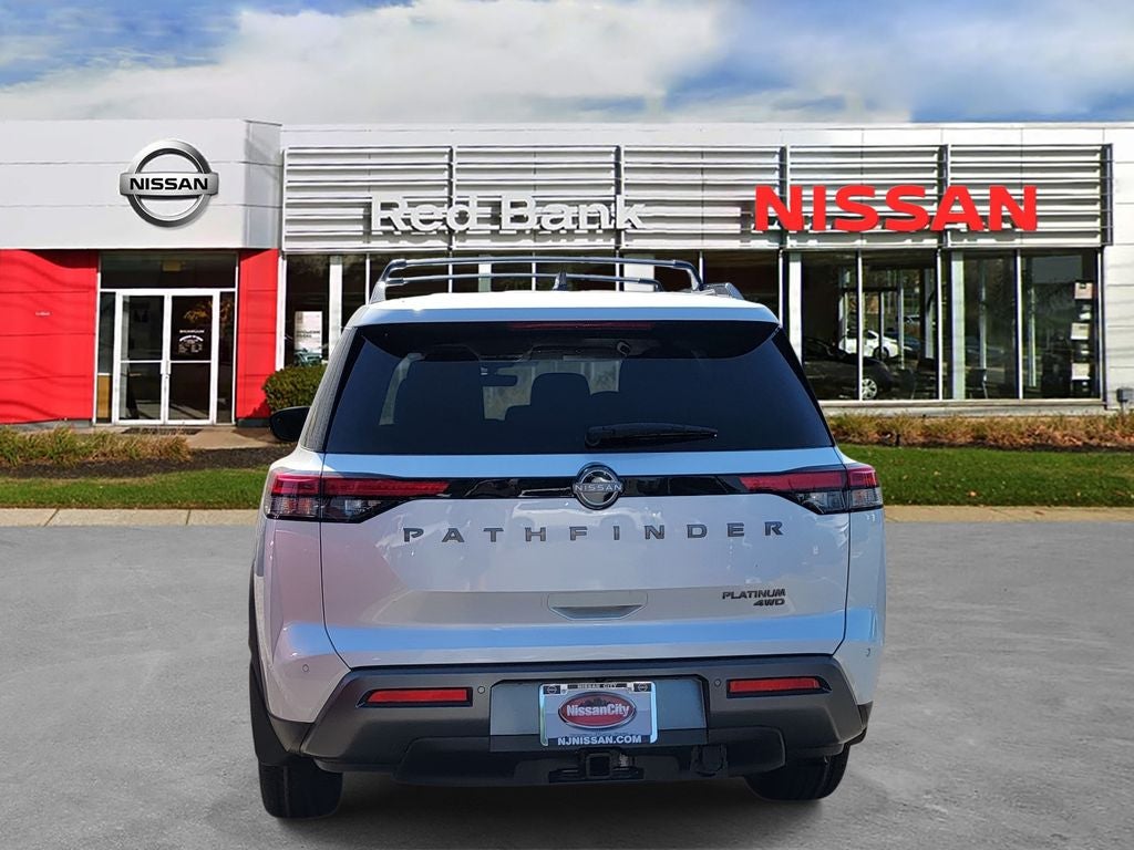 2026 Nissan Pathfinder Platinum