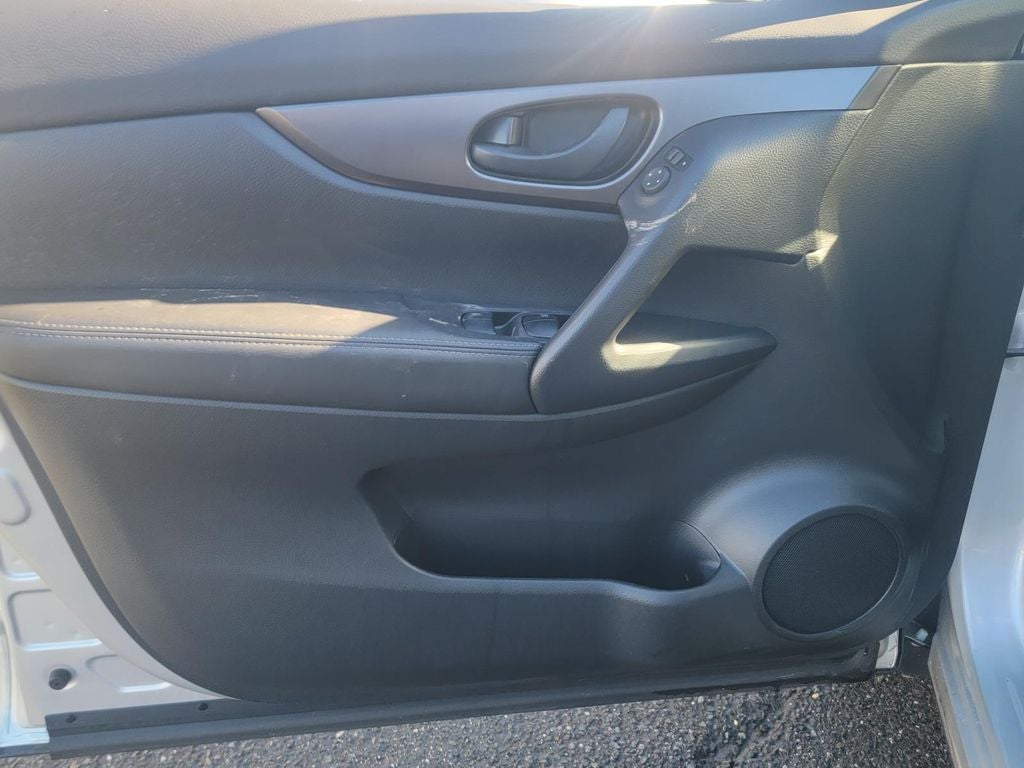 2022 Nissan Rogue Sport S