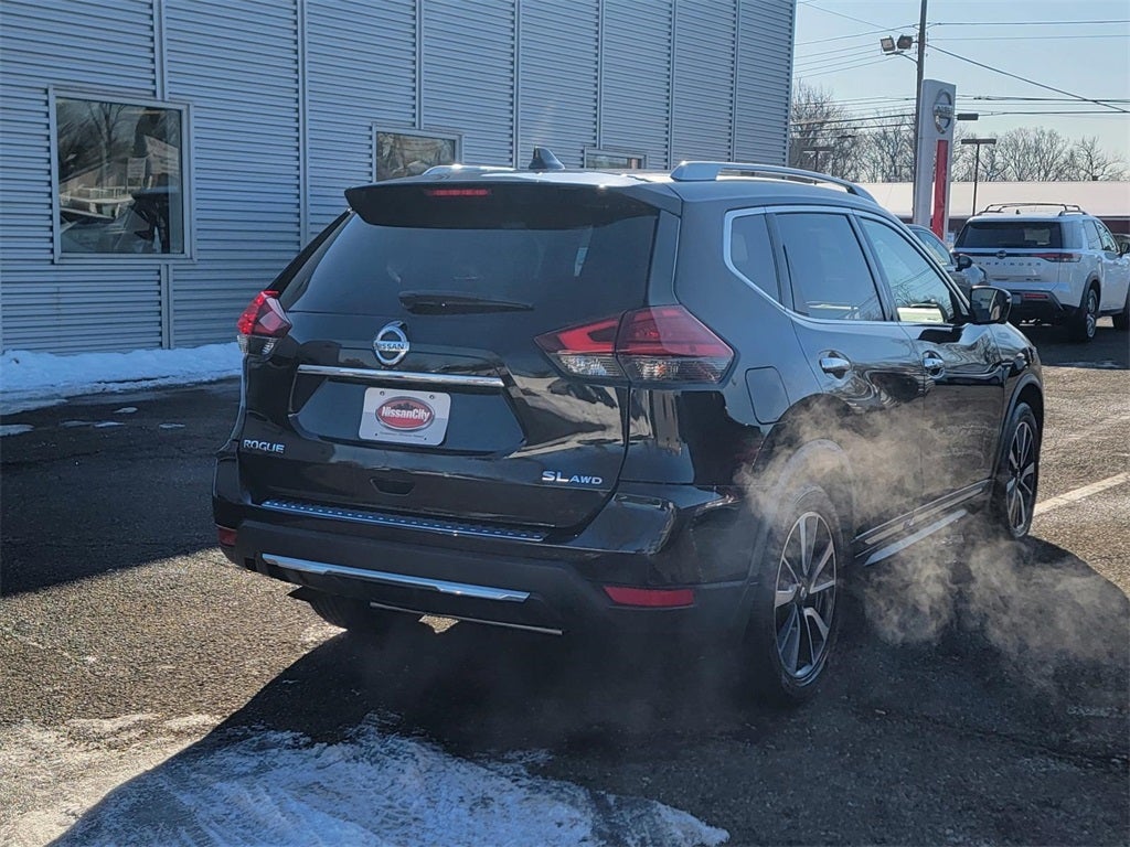 2017 Nissan Rogue SL