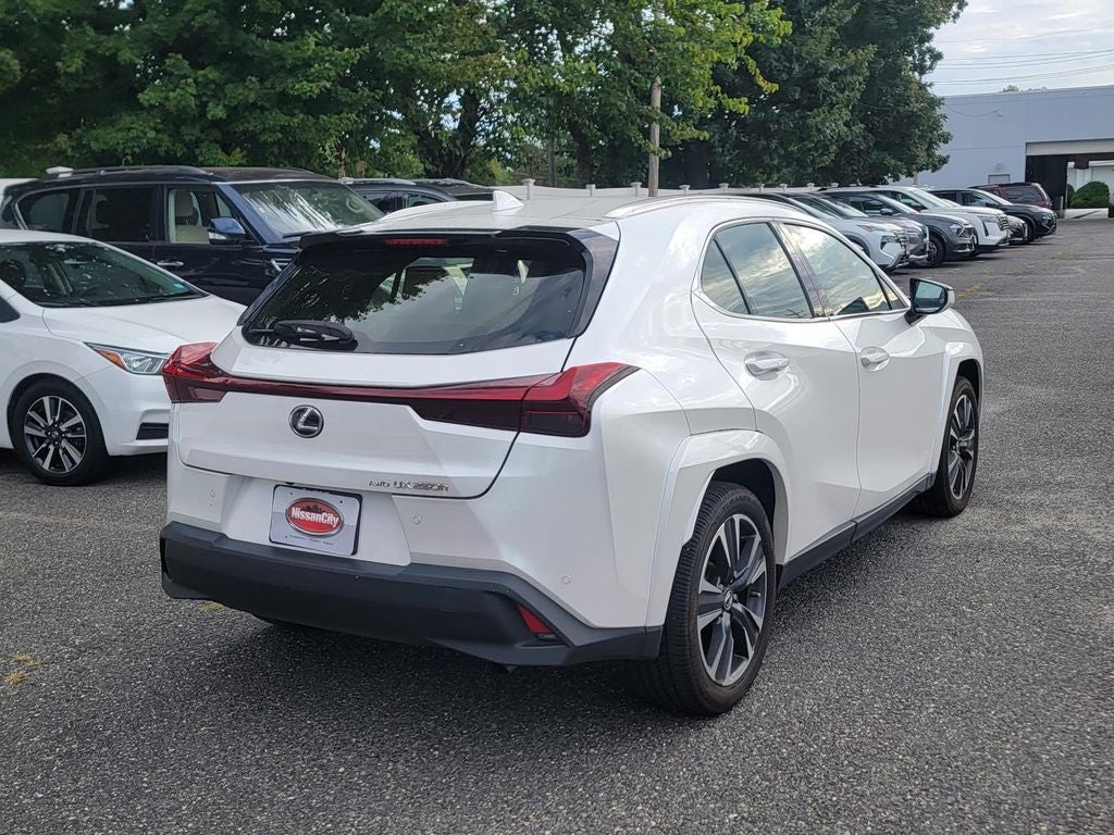 2024 Lexus UX 250h Premium