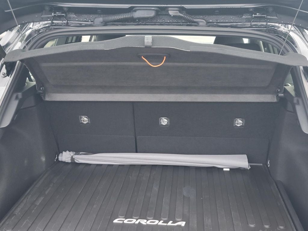 2022 Toyota Corolla Hatchback SE