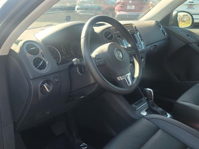 2012 Volkswagen Tiguan SE