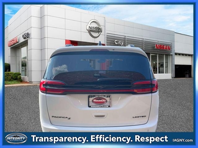 2025 Chrysler Pacifica Limited