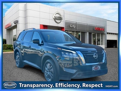 2024 Nissan Pathfinder SV