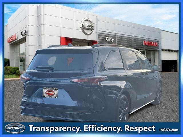 2025 Toyota Sienna XSE 7 Passenger