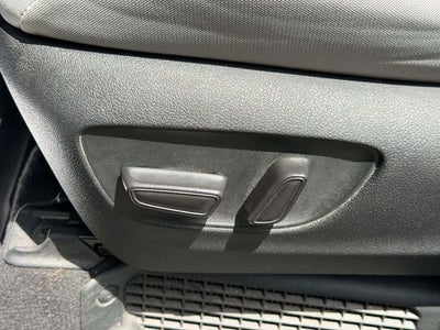 2022 Toyota Sienna LE 8 Passenger