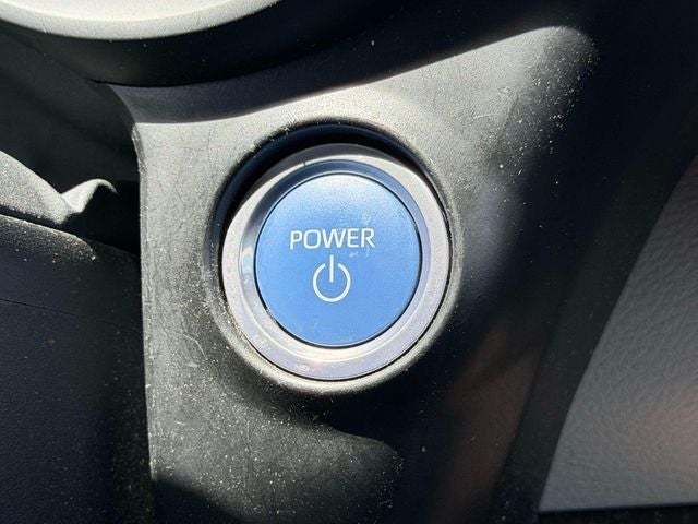 2022 Toyota Sienna LE 8 Passenger