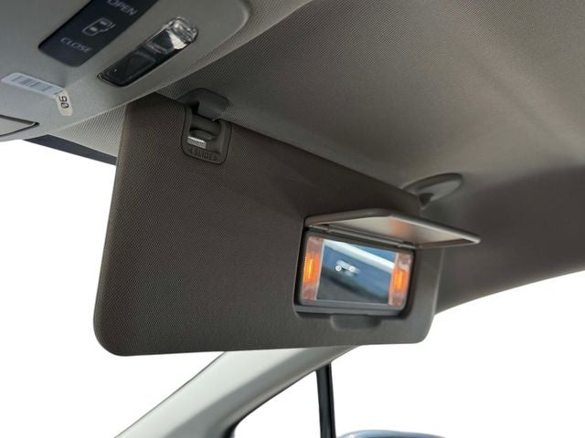 2022 Toyota Sienna LE 8 Passenger