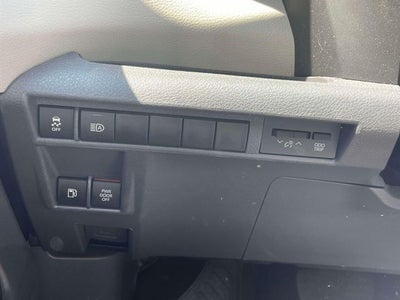 2023 Toyota Sienna XLE 8 Passenger