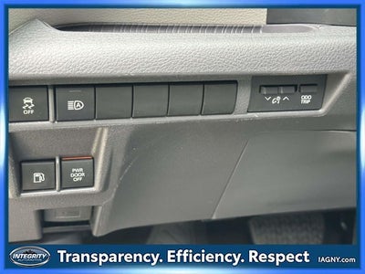 2024 Toyota Sienna XLE 8 Passenger