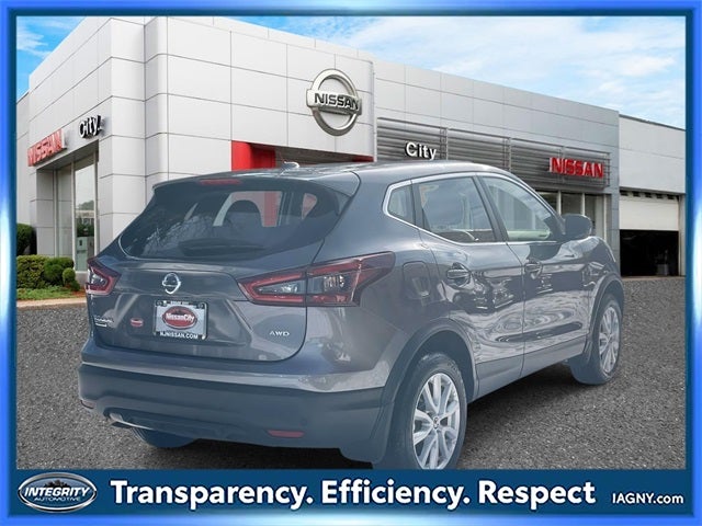 2022 Nissan Rogue Sport S