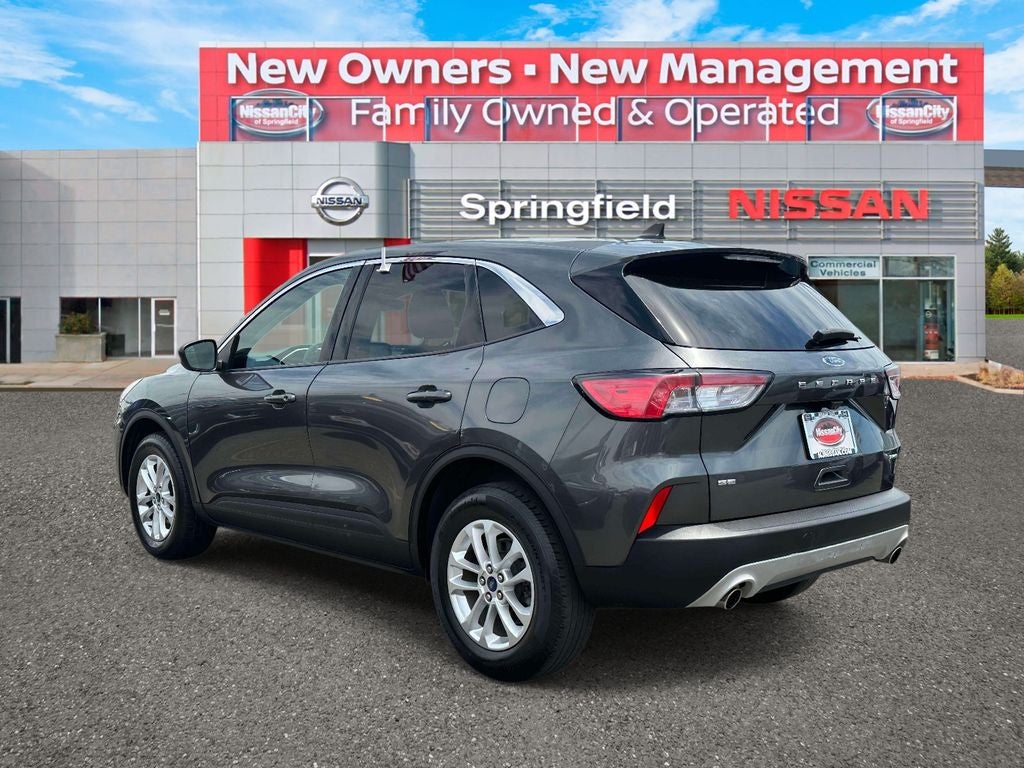 2020 Ford Escape SE