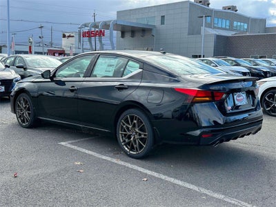 2025 Nissan Altima SR