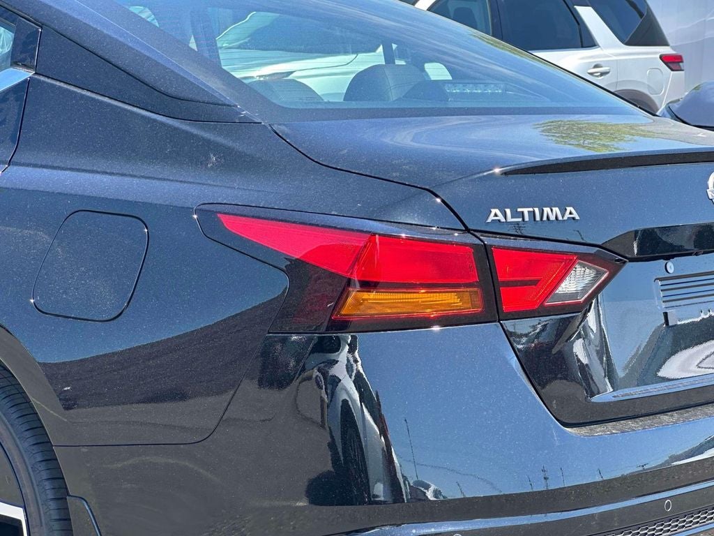 2026 Nissan Altima SR