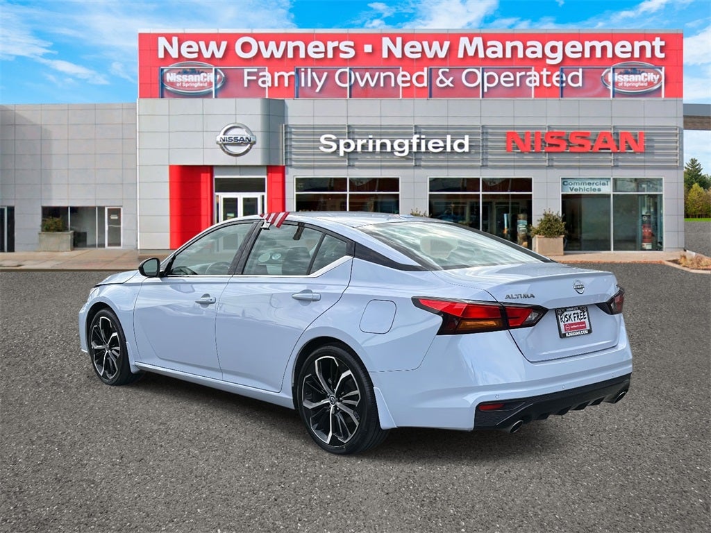 2024 Nissan Altima SR