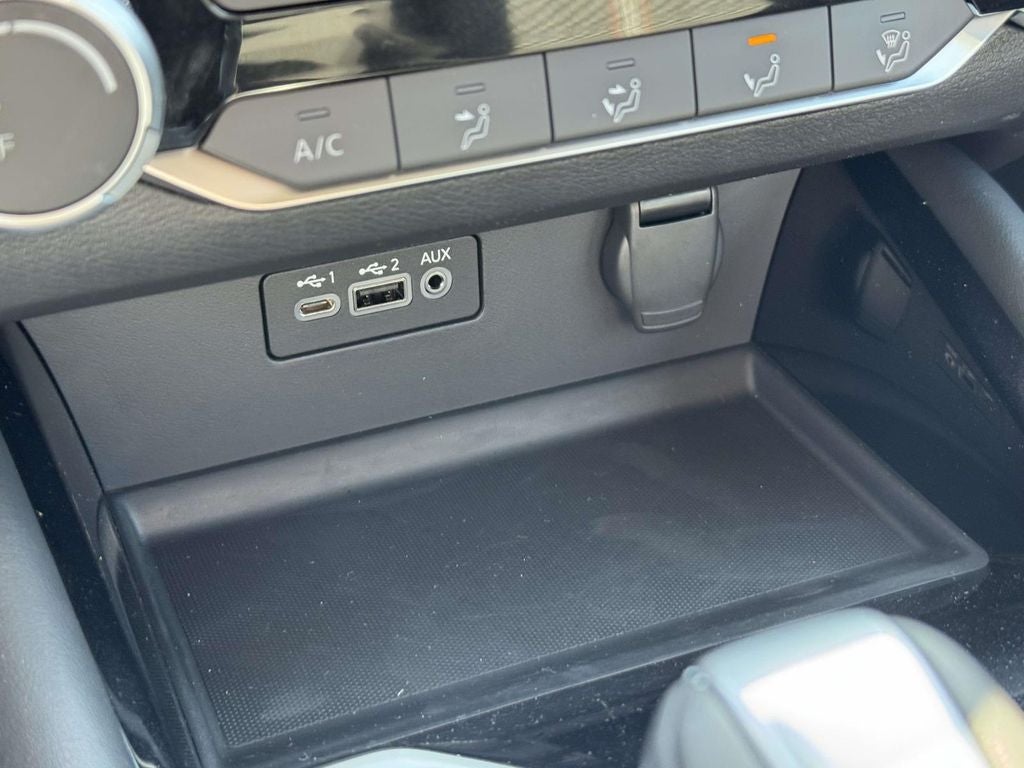 2025 Nissan Altima SR