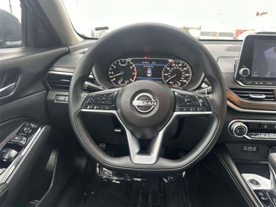 2023 Nissan Altima SV