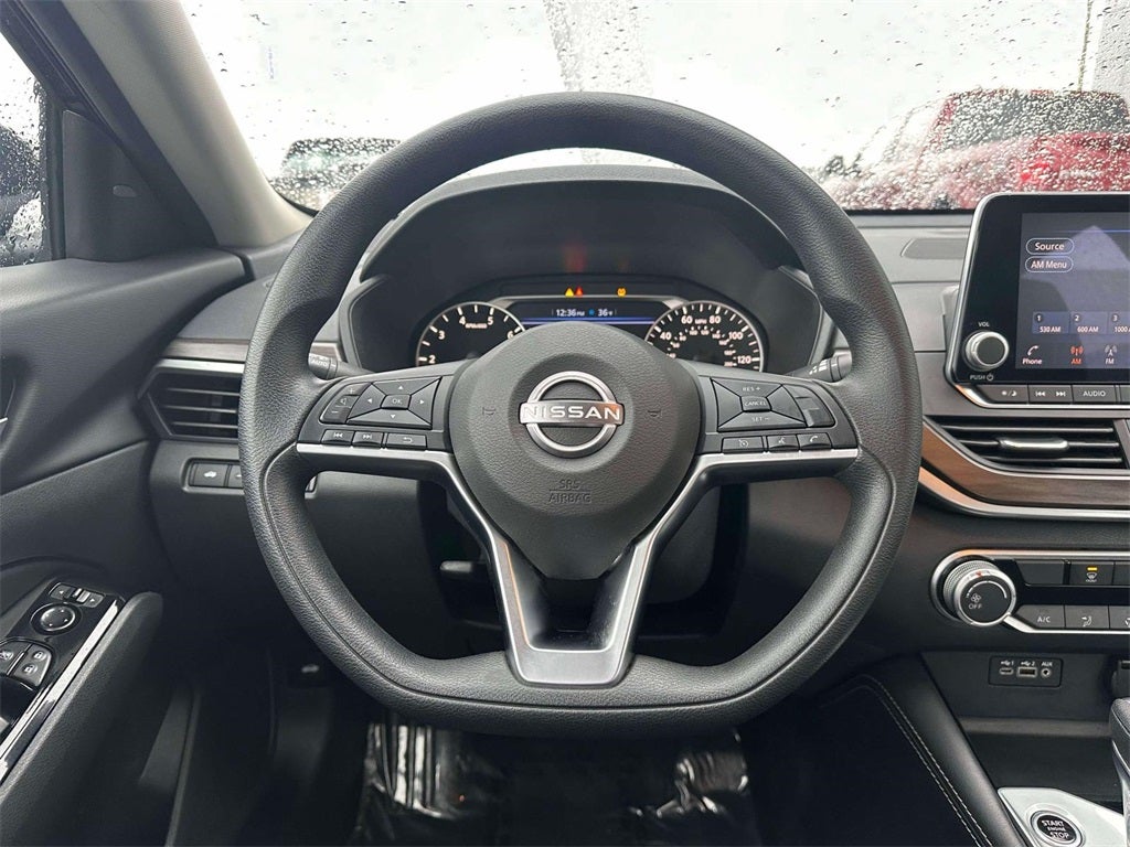 2023 Nissan Altima SV